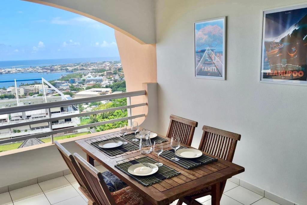 Appartement Hana Iti breathtaking on the ocean at the entrance of Papeete photo 2