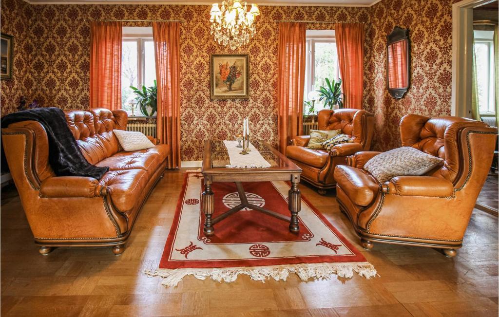 Beautiful Home In Hssleholm With Wifi And 4 Bedrooms photo 2