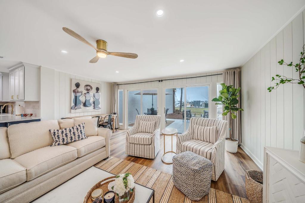 Point South Villa at Marina in Bay Point Golf Club