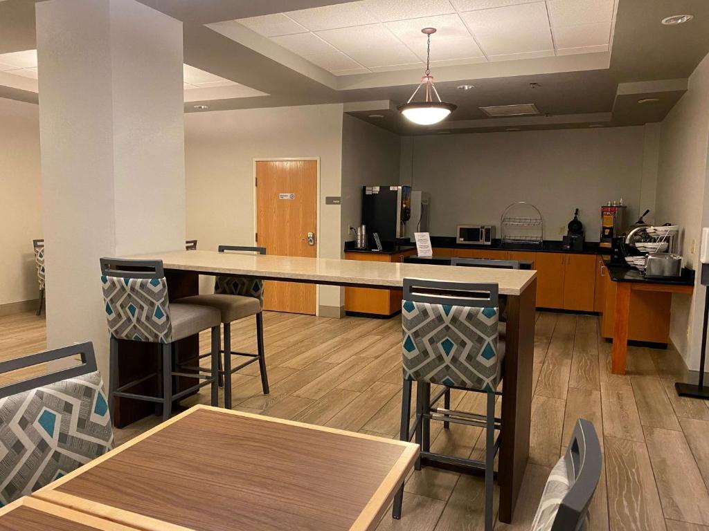 Best Western Windsor Inn and Suites photo 4