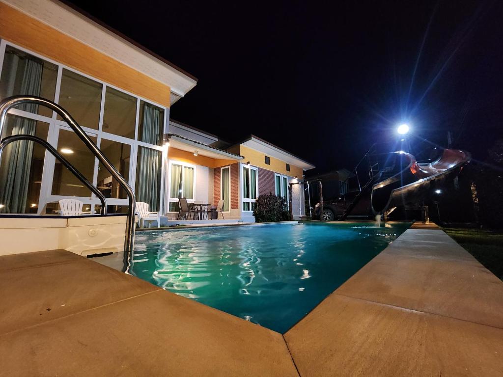 Mountain View PoolVilla Rayong