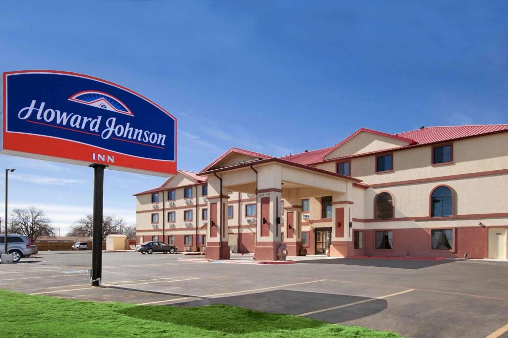 Howard Johnson by Wyndham Lubbock TX photo 1
