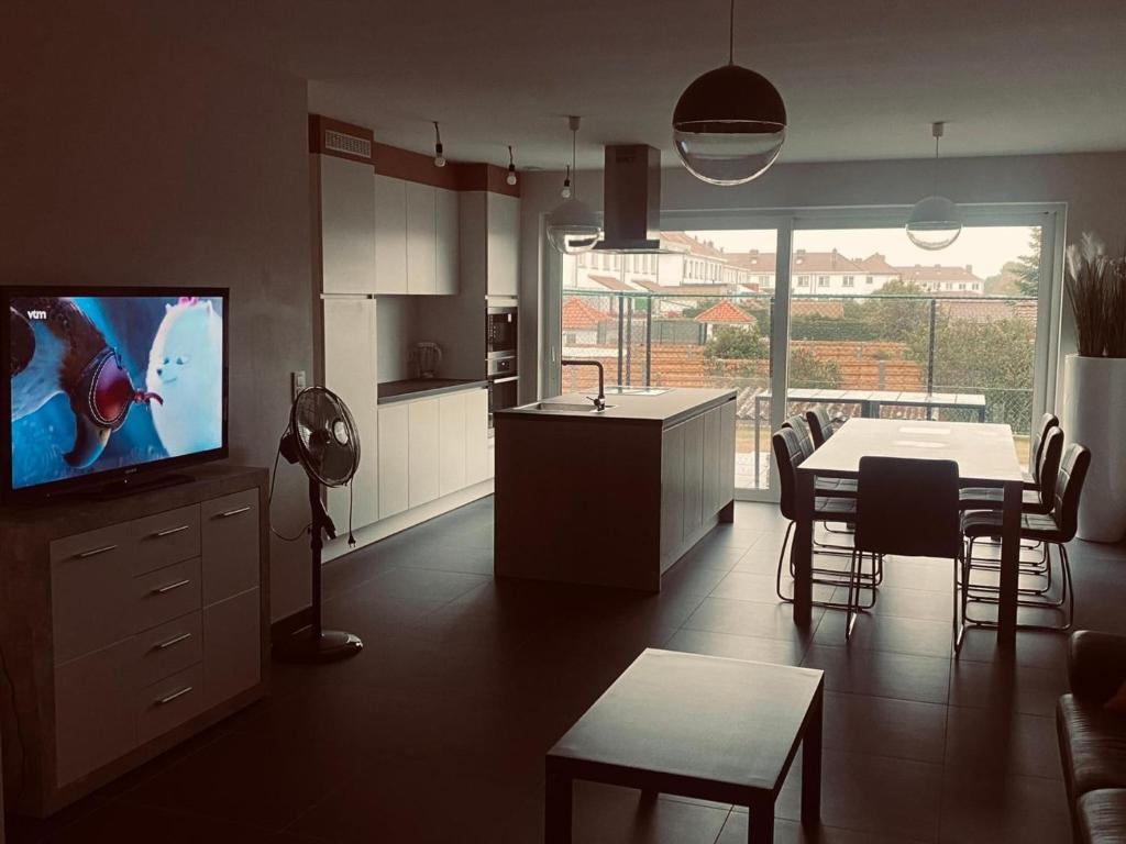Holiday home in De Panne near Plopsaland photo 2