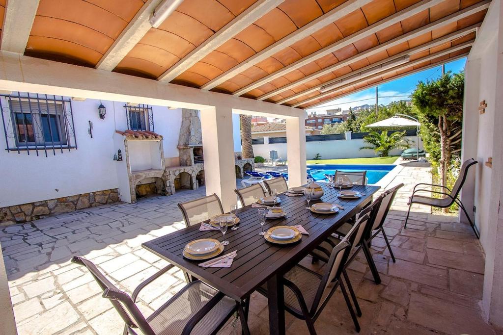 Catalunya Casas Beach Vibes Villa less than 1km to town and sea! photo 4