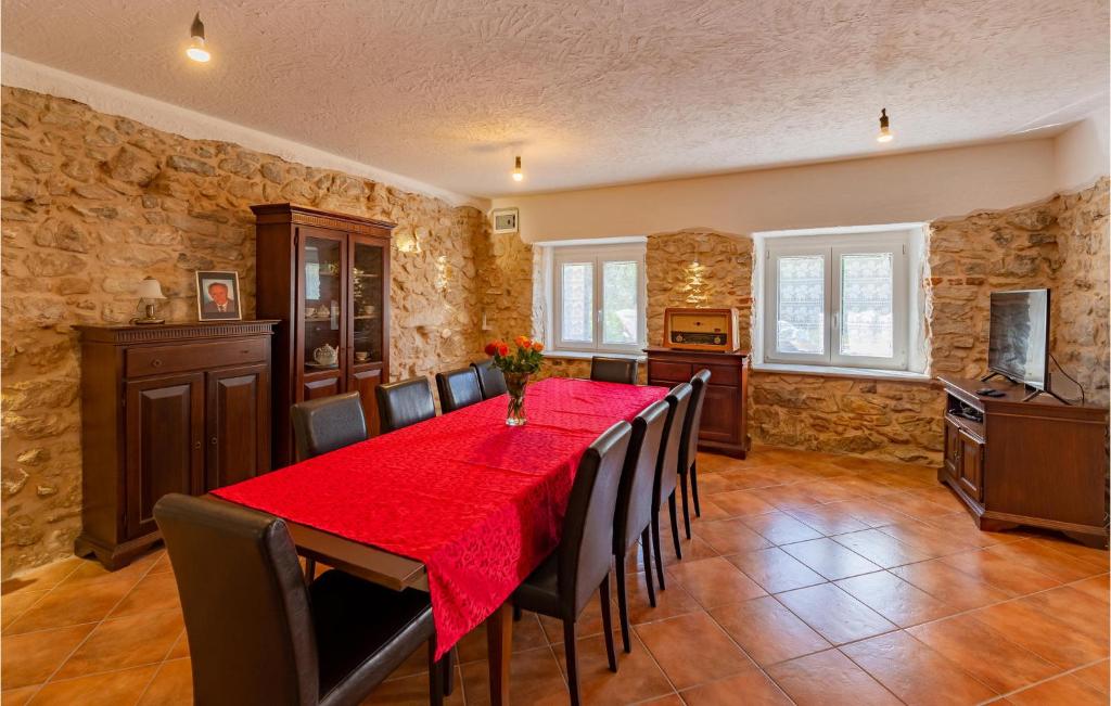Awesome Home In Col With 3 Bedrooms And Wifi photo 2
