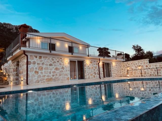 Bezirgan Inn Kalkan photo 1