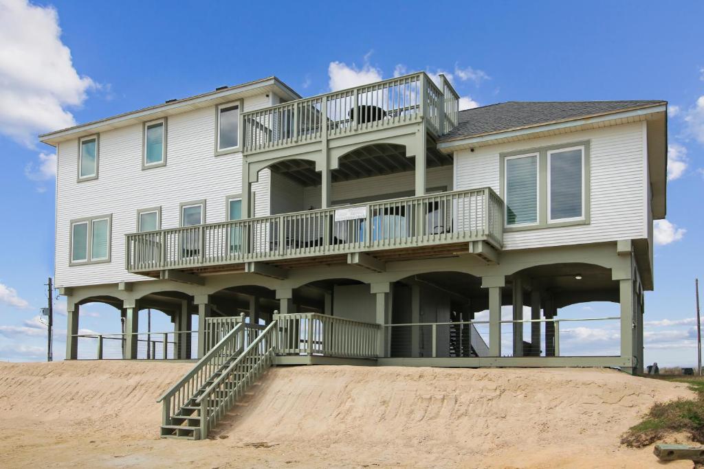 Kahala Beachfront image