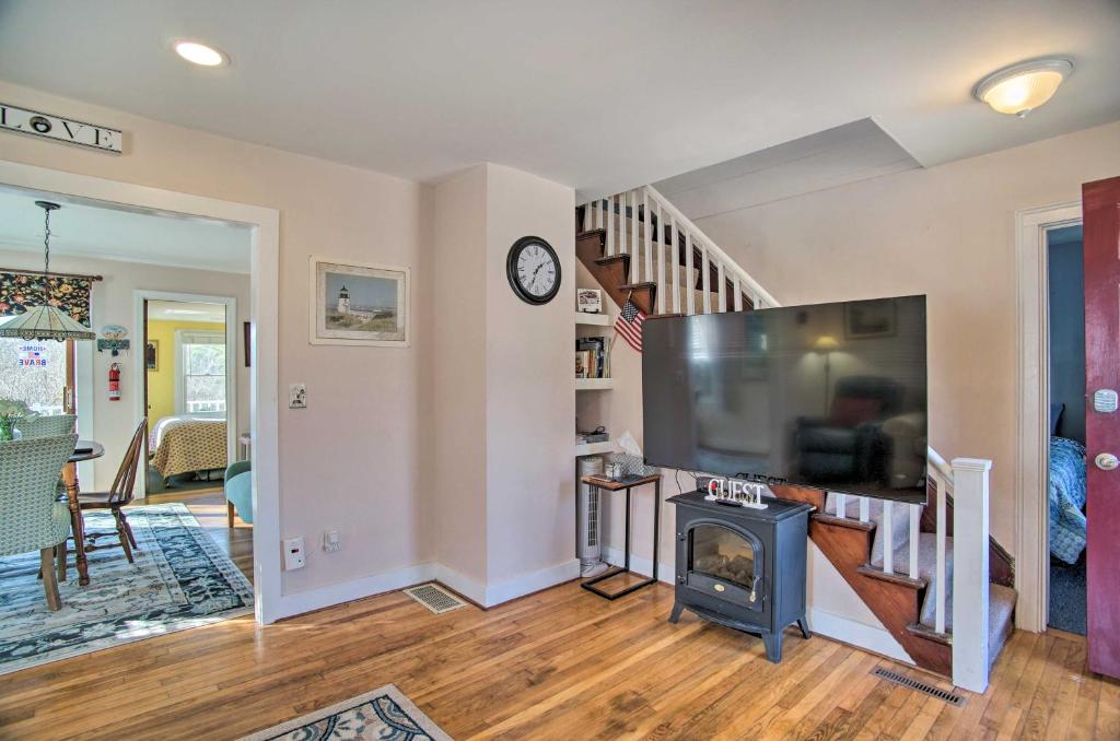 Pet-Friendly Hyannis Home with Stream Views! photo 3