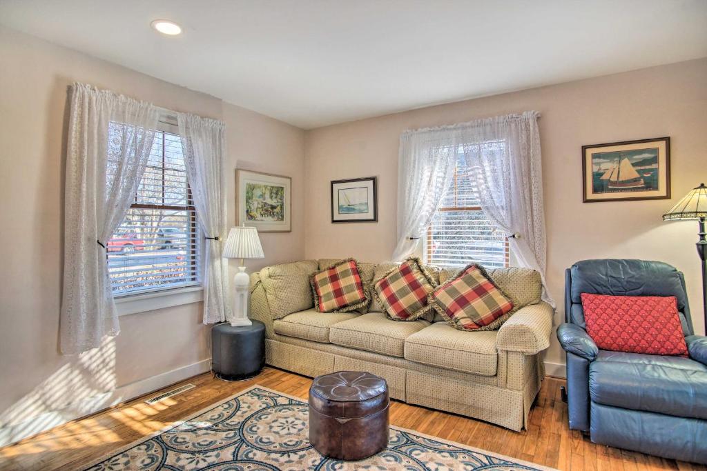 Pet-Friendly Hyannis Home with Stream Views! photo 4