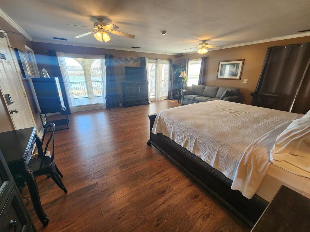 Tennessee Room at Tennessee RiverPlace photo 4