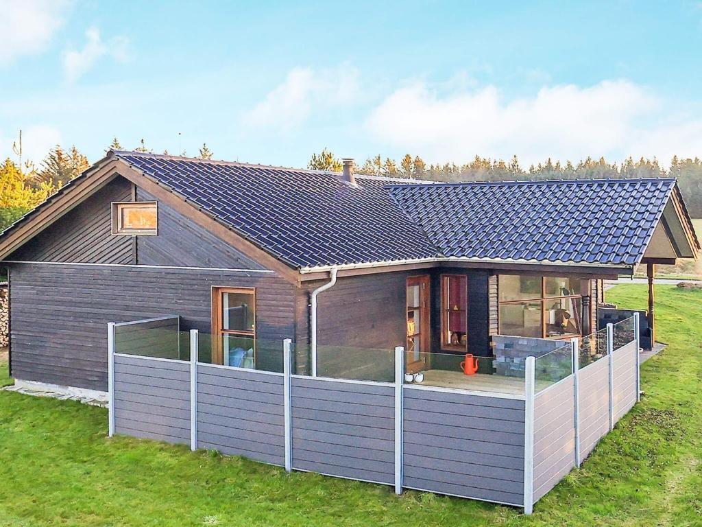 Three-Bedroom Holiday home in Hästveda photo 2