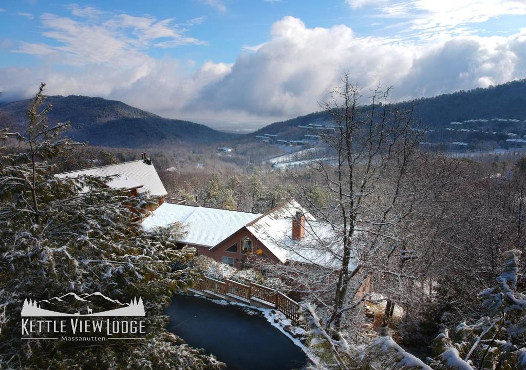 Family Friendly Massanutten Home with Beautiful Mountain Views! photo 1