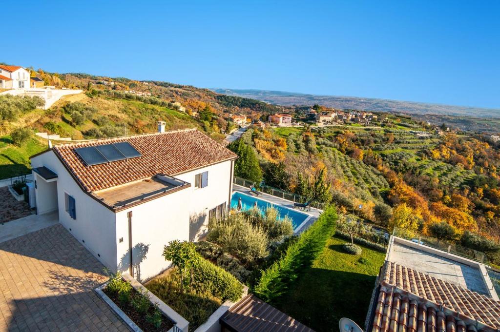 Villa Gioia by Villa Plus photo 2
