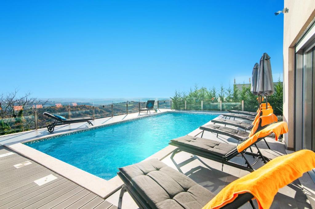 Villa Gioia by Villa Plus photo 4