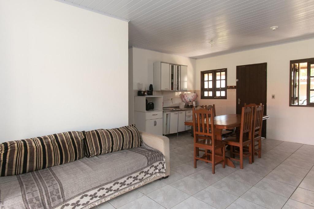 Casa com churrasqueira prox a Praia de Cidreira RS photo 1
