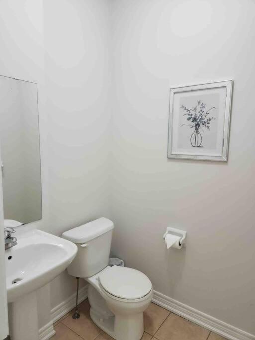 Luxury 4-Bedrooms Home… photo 2