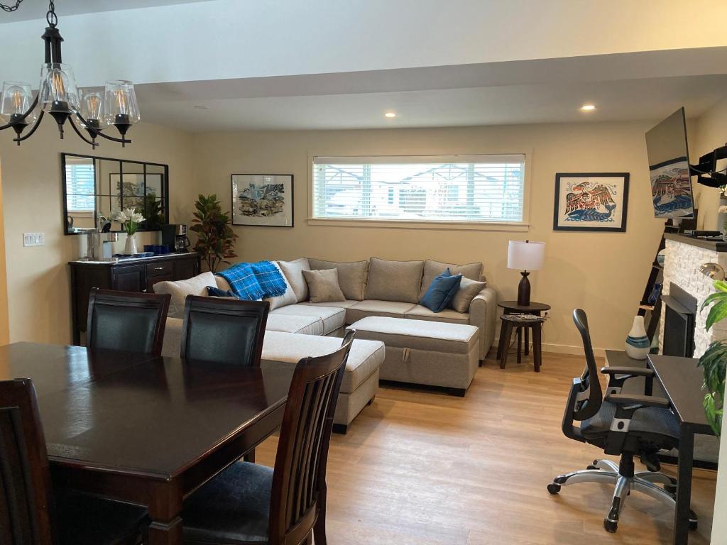 Bright poolside walkout two bedroom basement suite in the Okanagan photo 1