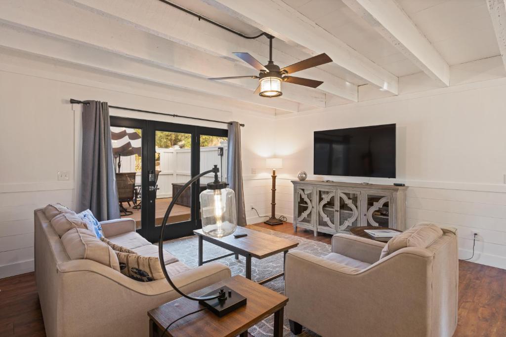 Sea Side Cottage - 4217 Second Street
