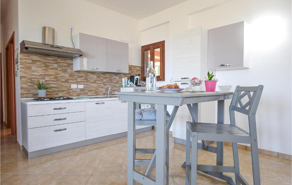 Nice Home In Laureana Cilento With 3 Bedrooms, Wifi And Jacuzzi photo 2