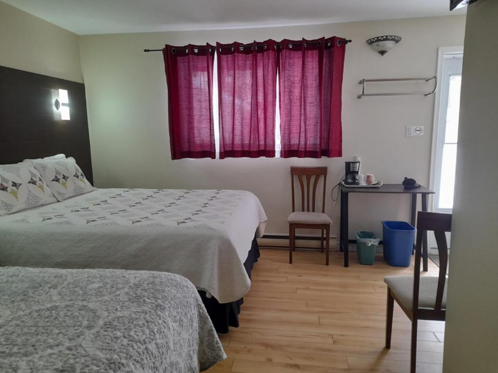 Three Island Motel photo 3