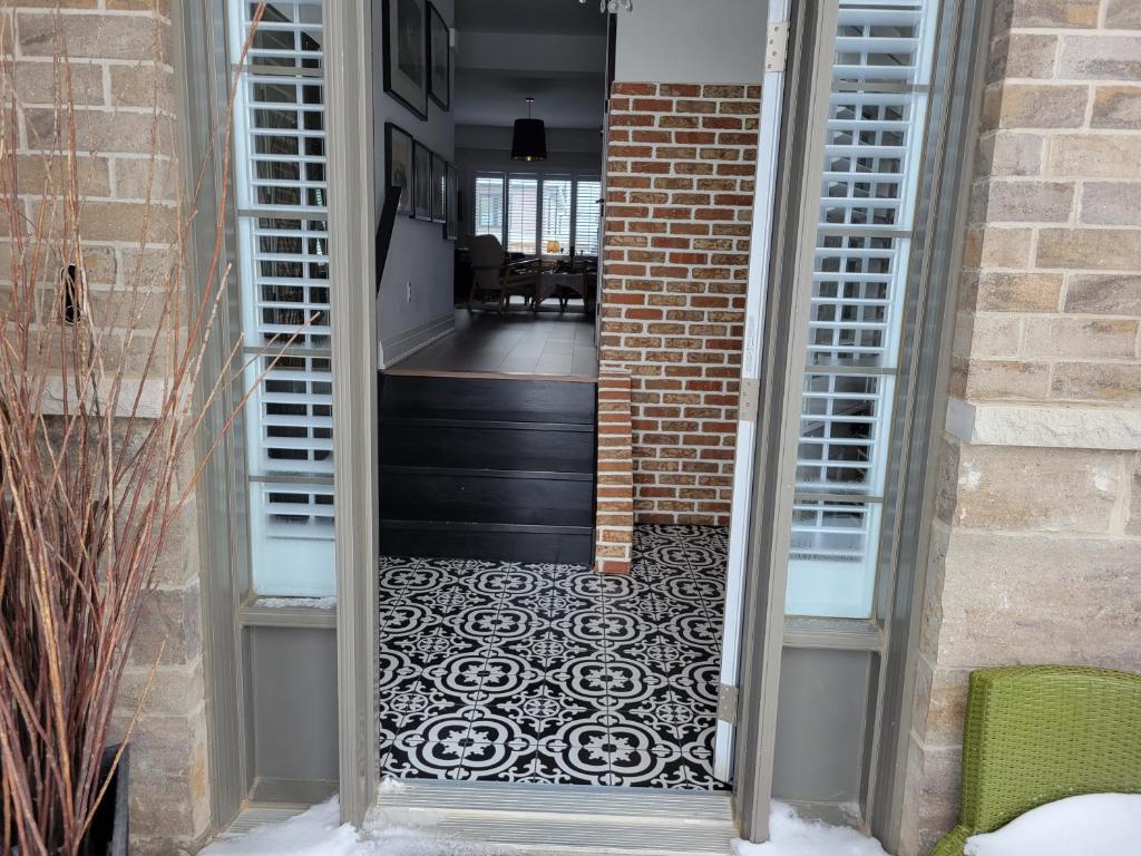 Exclusive Townhome near West-Side Trails photo 2