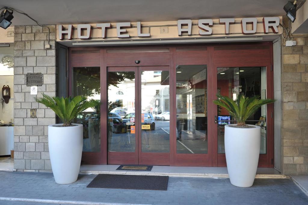 Hotel Astor photo 1