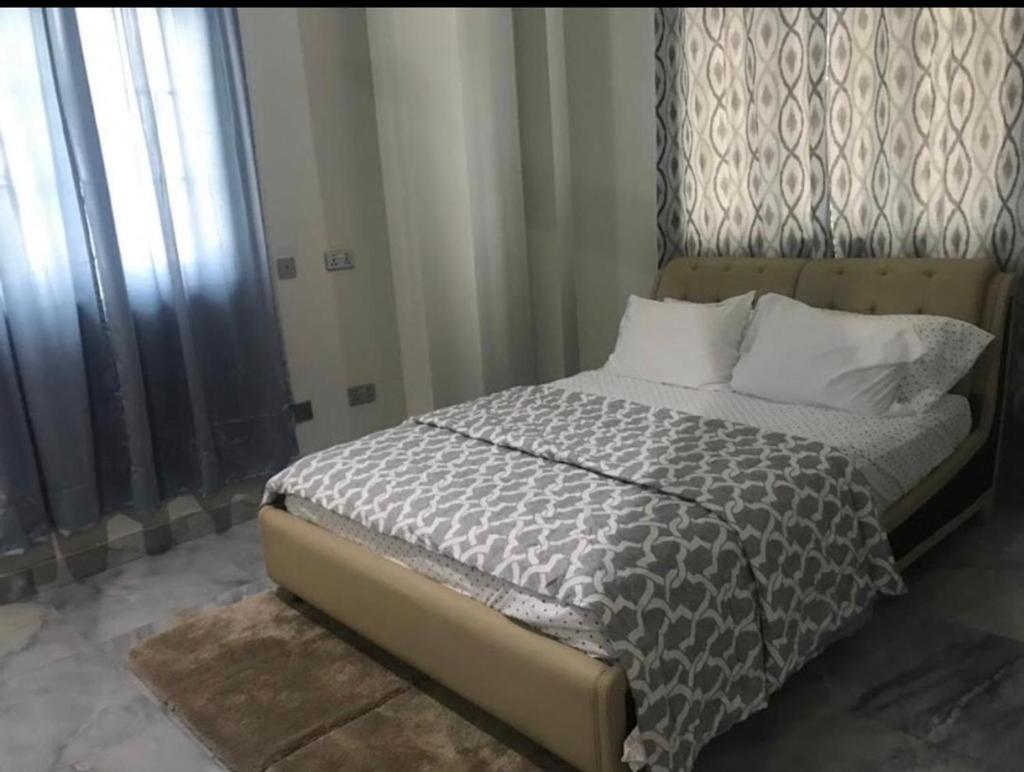 Adonai Luxury Apartments Accra photo 4
