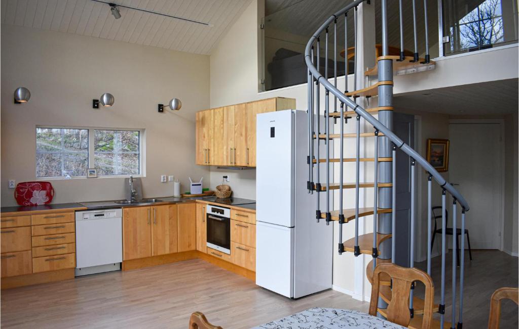 Stunning Home In Ronneby With Sauna, 4 Bedrooms And Wifi photo 2