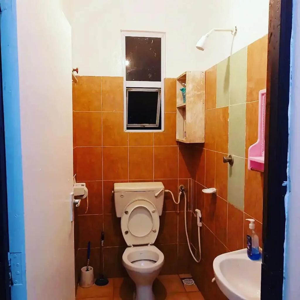 Lux Suites Gichanga Studio Apartments photo 3