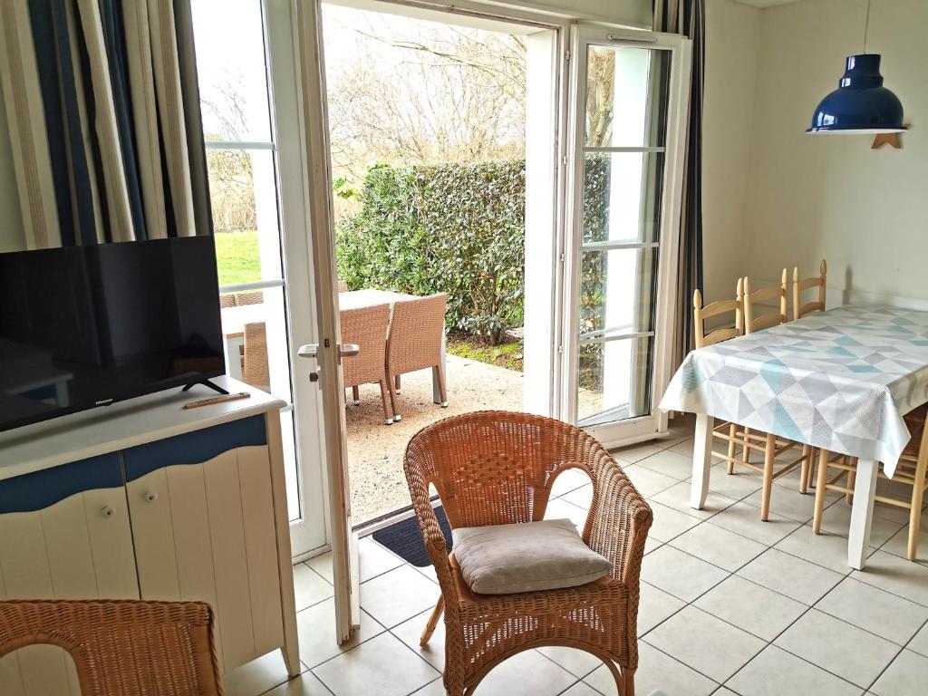 Residence Le Bocage - Piscine chauffee photo 4
