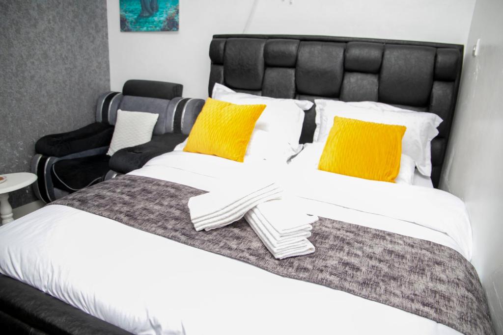 Aliana Naka Furnished Studio Nakuru City photo 2