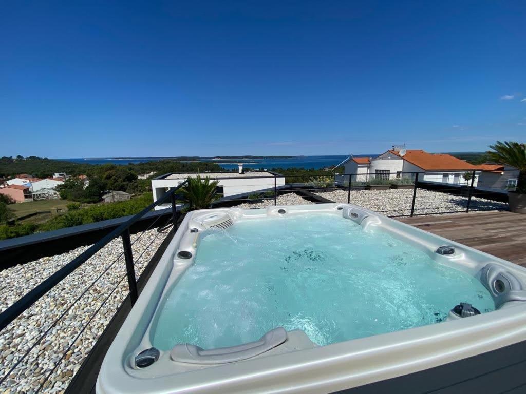 Luxury Villa Aruna photo 2