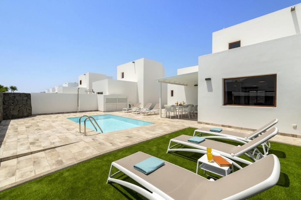 Villa Matilde by Villa Plus photo 2