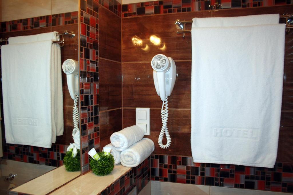 Студио (Номер-студио (для 2 взрослых)), Hotel Logos