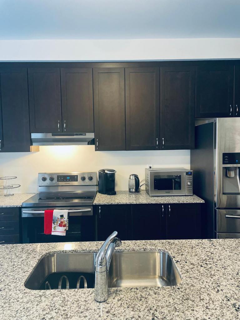 Luxury Home Away From Home photo 4