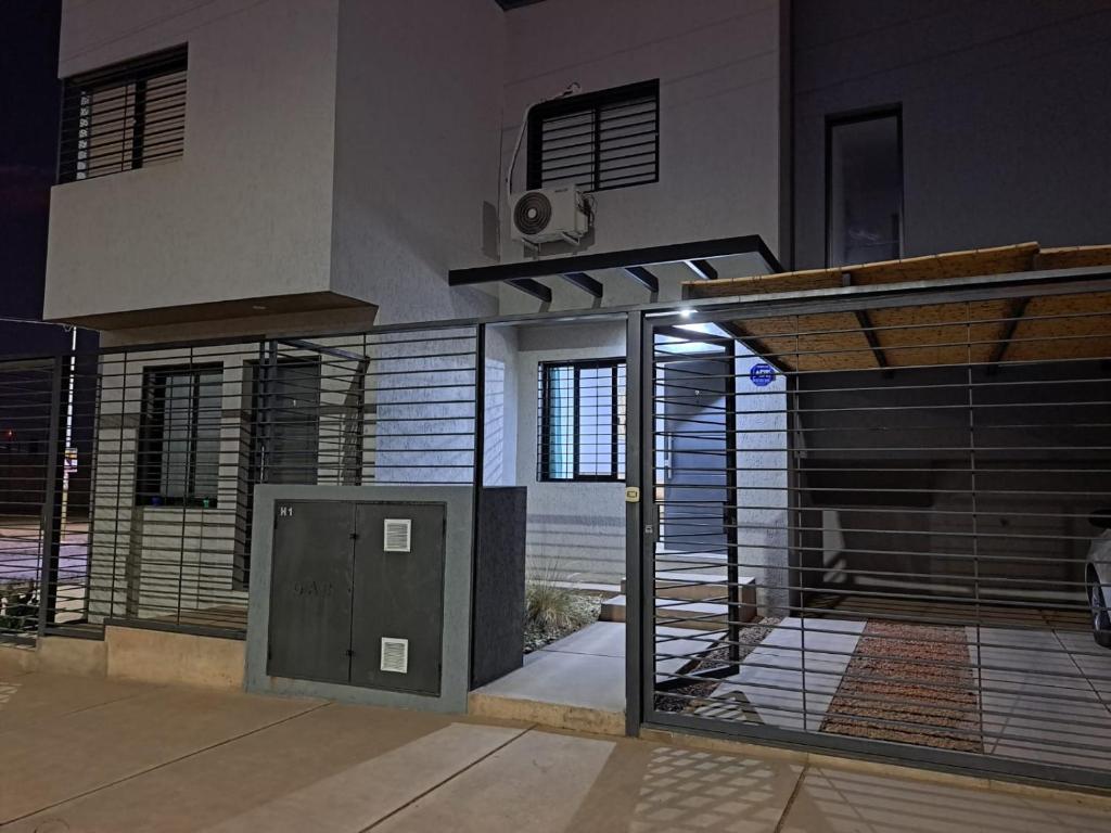 MODERNO DUPLEX Con COCHERA photo 1