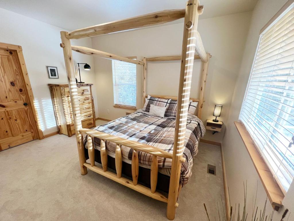 Bristlecone Cabin photo 2