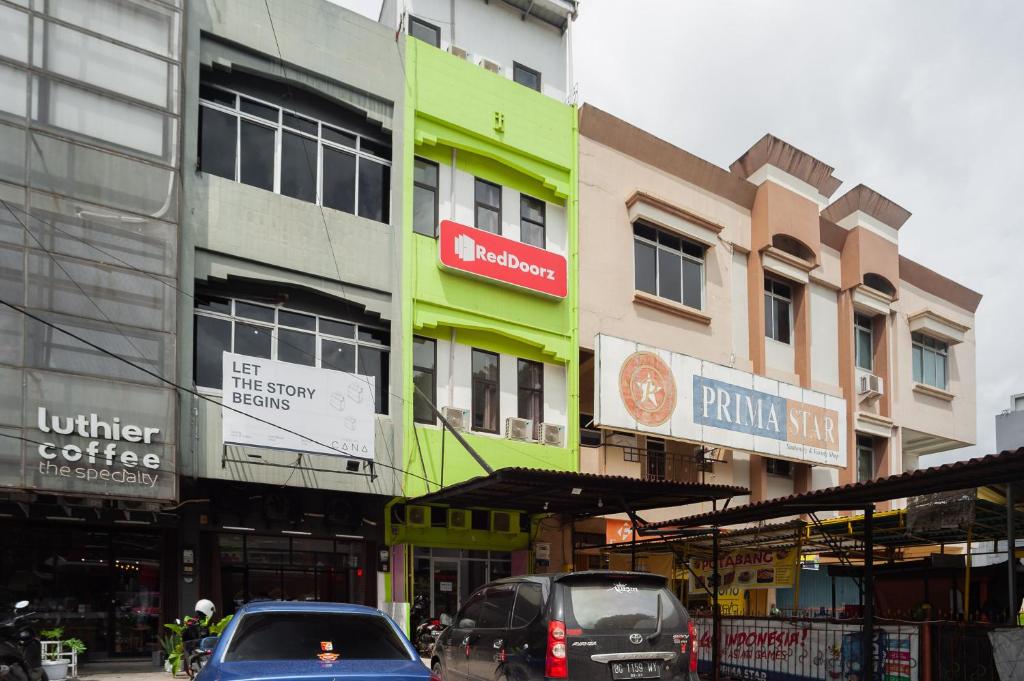 RedDoorz at Jalan Bangau Palembang photo 1