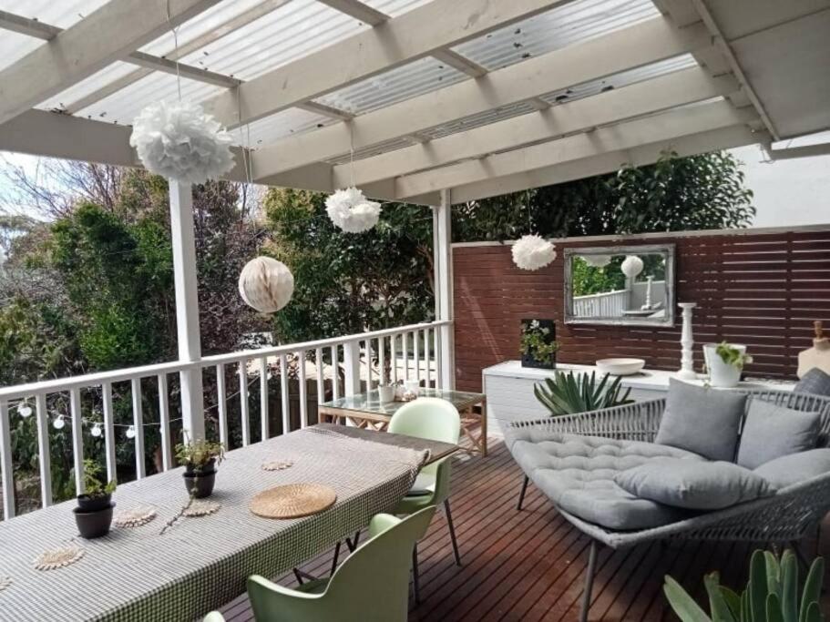 A lovely boutique home with big garden and seaview photo 3
