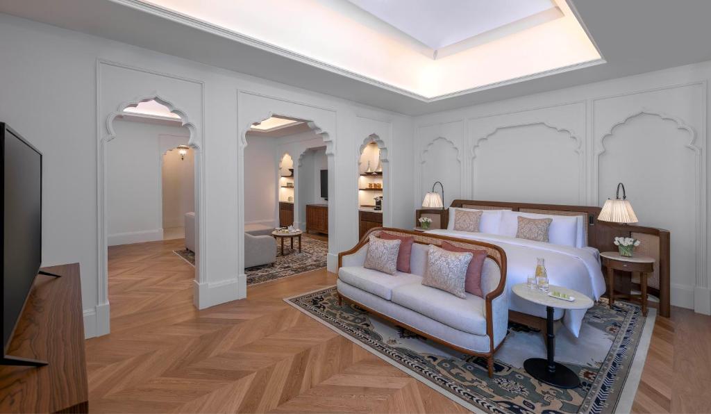 The Chedi Katara Hotel & Resort Room Type - King Suite with Sea View