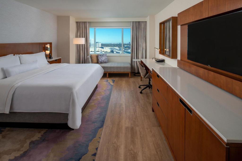 The Westin Houston, Memorial City image