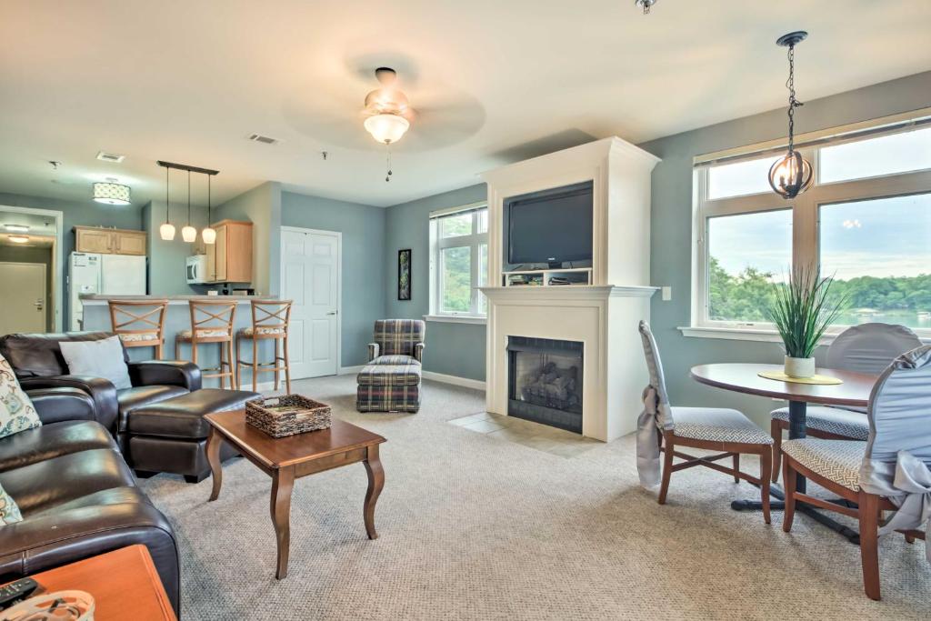 Huddleston Condo Rental on Smith Mountain Lake! photo 3