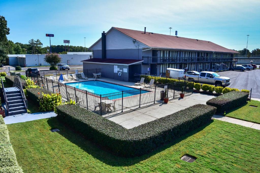 Americas Best Value Inn Douglasville photo 1