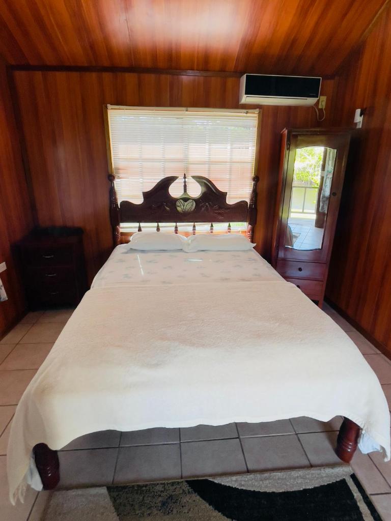 Lamanai Riverside Retreat photo 3