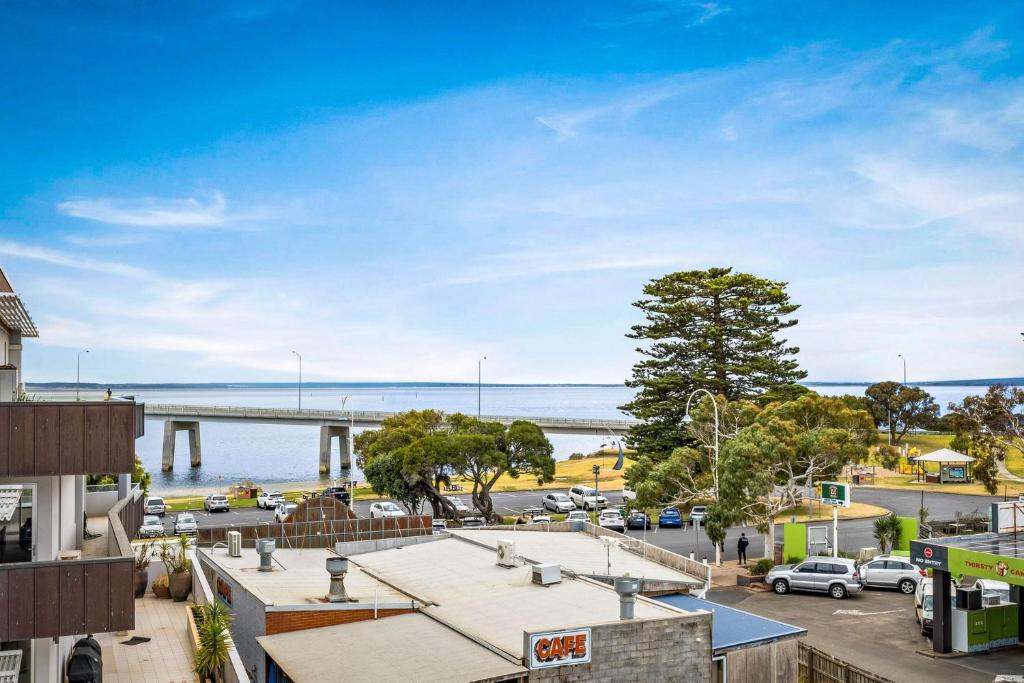 Penthouse Bridgeview San Remo photo 3