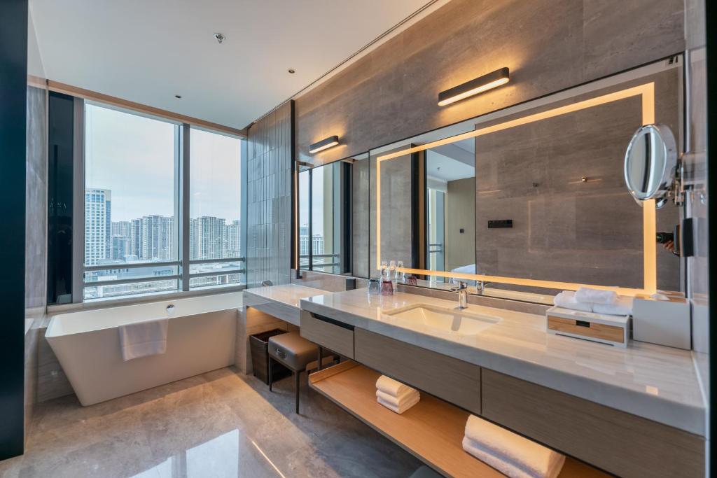 Changzhou Marriott Hotel Jintan - Tap to explore photos