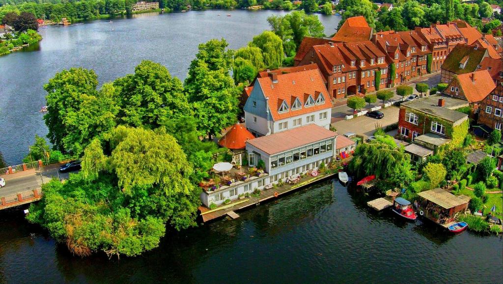 Restaurant und Hotel Zum Weissen Ross photo 1