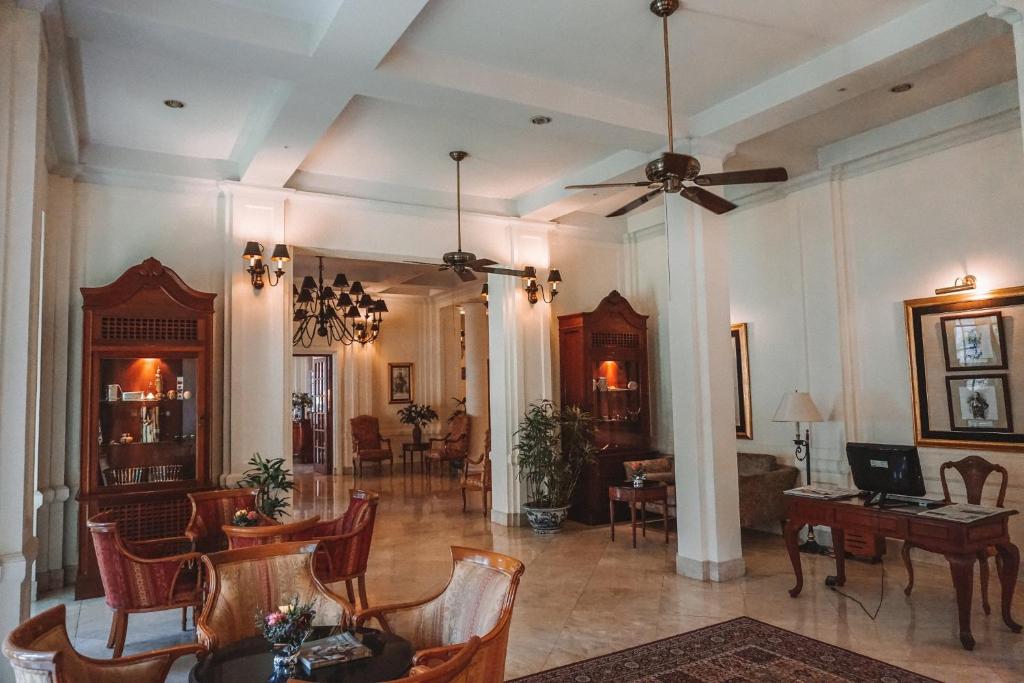 Settha Palace Hotel photo 3