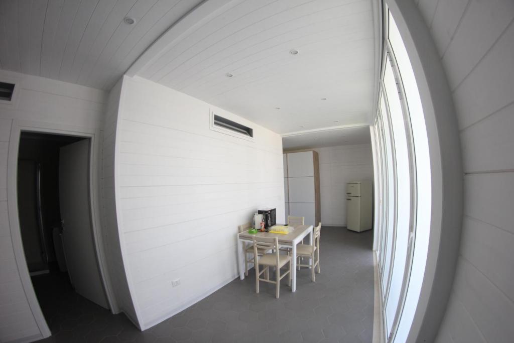 AURORA BEACH & SUITE photo 2