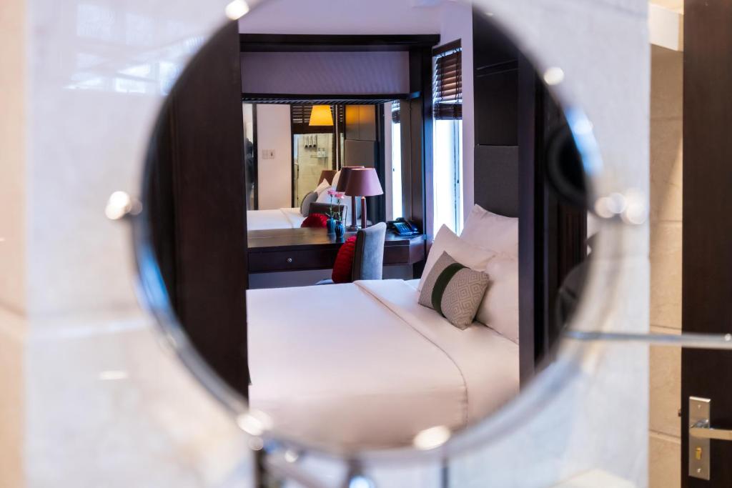 Hanoi Center Silk Charming Hotel & Travel
